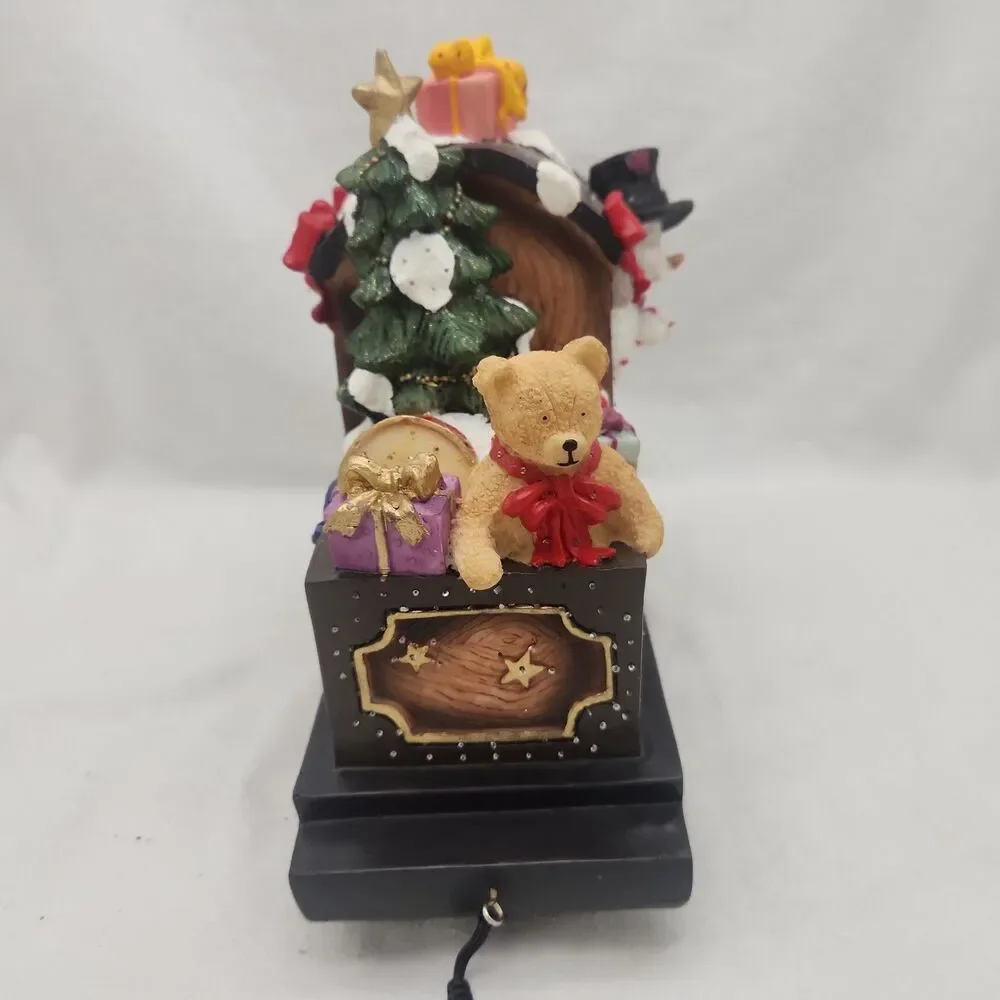 Optic Glow By Puleo decoration santas